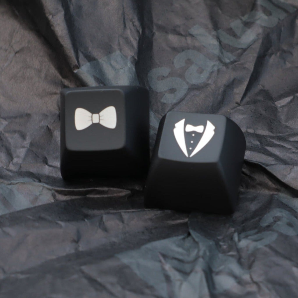 SALVUN x KAT Monochrome