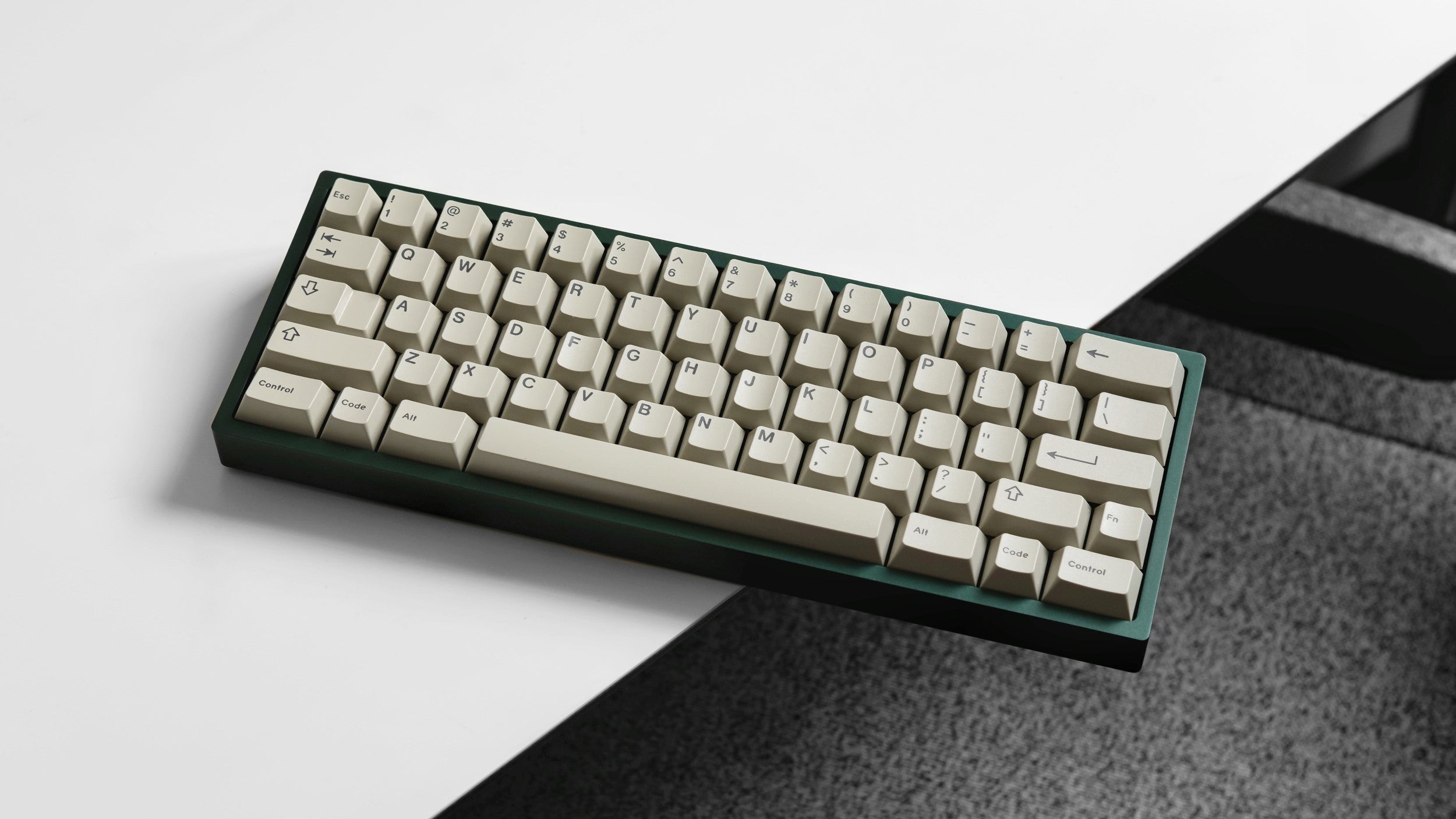 RME Studio Alas 60% Keyboard (In-stock)